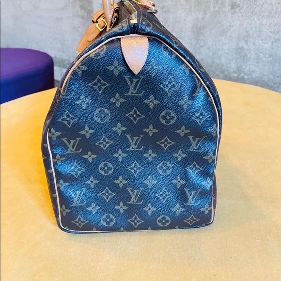 Authentic Keepall 50 Monogram ❌Sold❌ - Picture 4 of 9